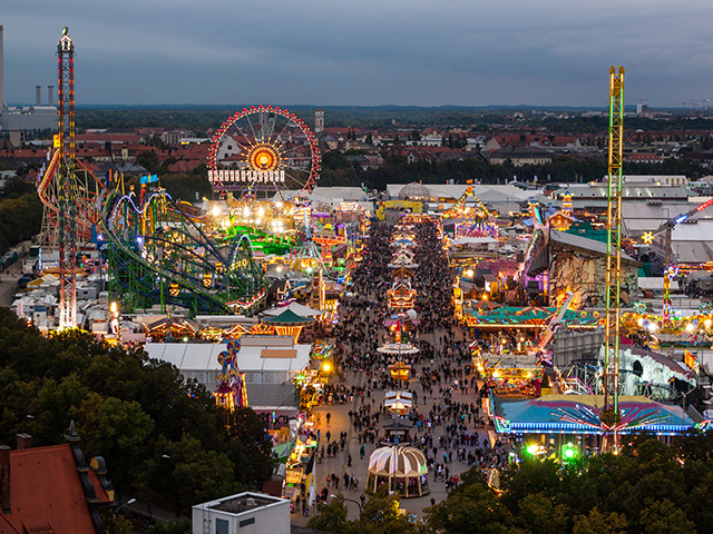 Abbildung - Oktoberfest 2023 - Next ATM at the Oktoberfest - Euronet ATMs